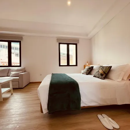 Living X Apartment *