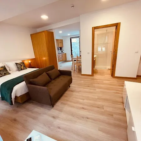 Living X Apartment *